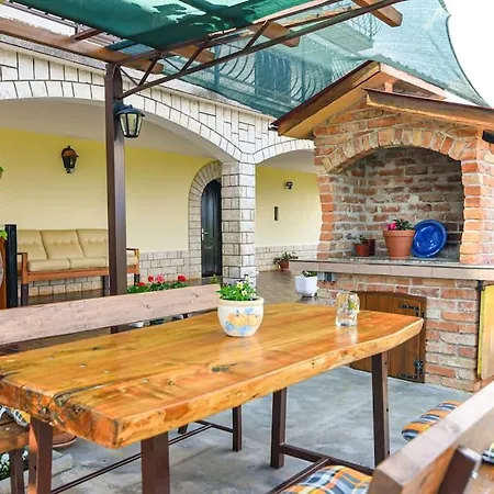 Brezina - - Liganj Laurana
