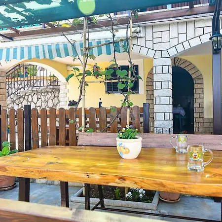 Appartamento Brezina - - Liganj