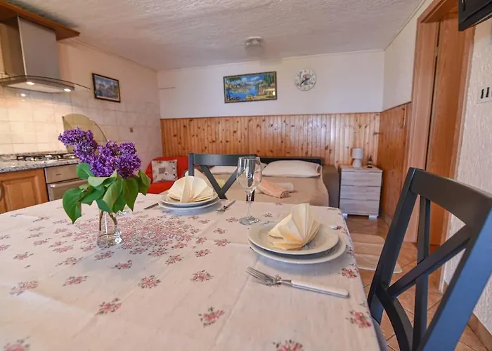 Apartment Brezina - - Liganj *
